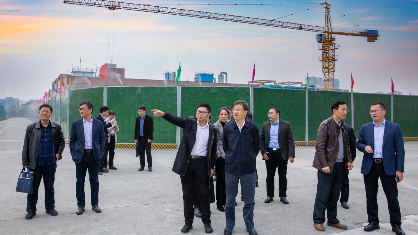 江蘇省政府參事調(diào)研四川海蓉藥業(yè)，共話川藥發(fā)展之路