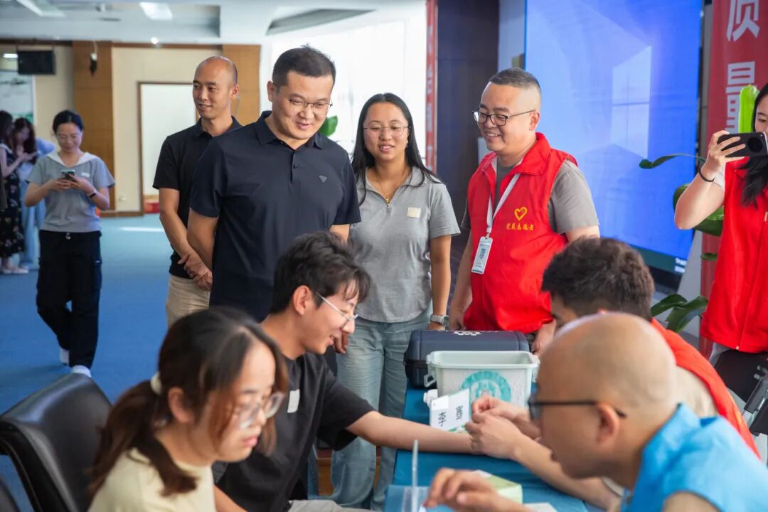 四川海蓉藥業(yè)成功舉辦“關(guān)愛身心，健康同行”大健康共建活動